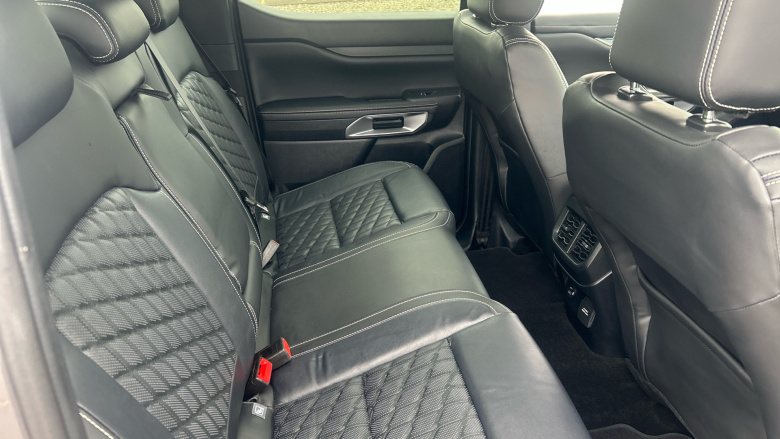 Ford Ranger Diesel Pick Up D/Cab Platinum 3.0 EcoBlue V6 240 Auto